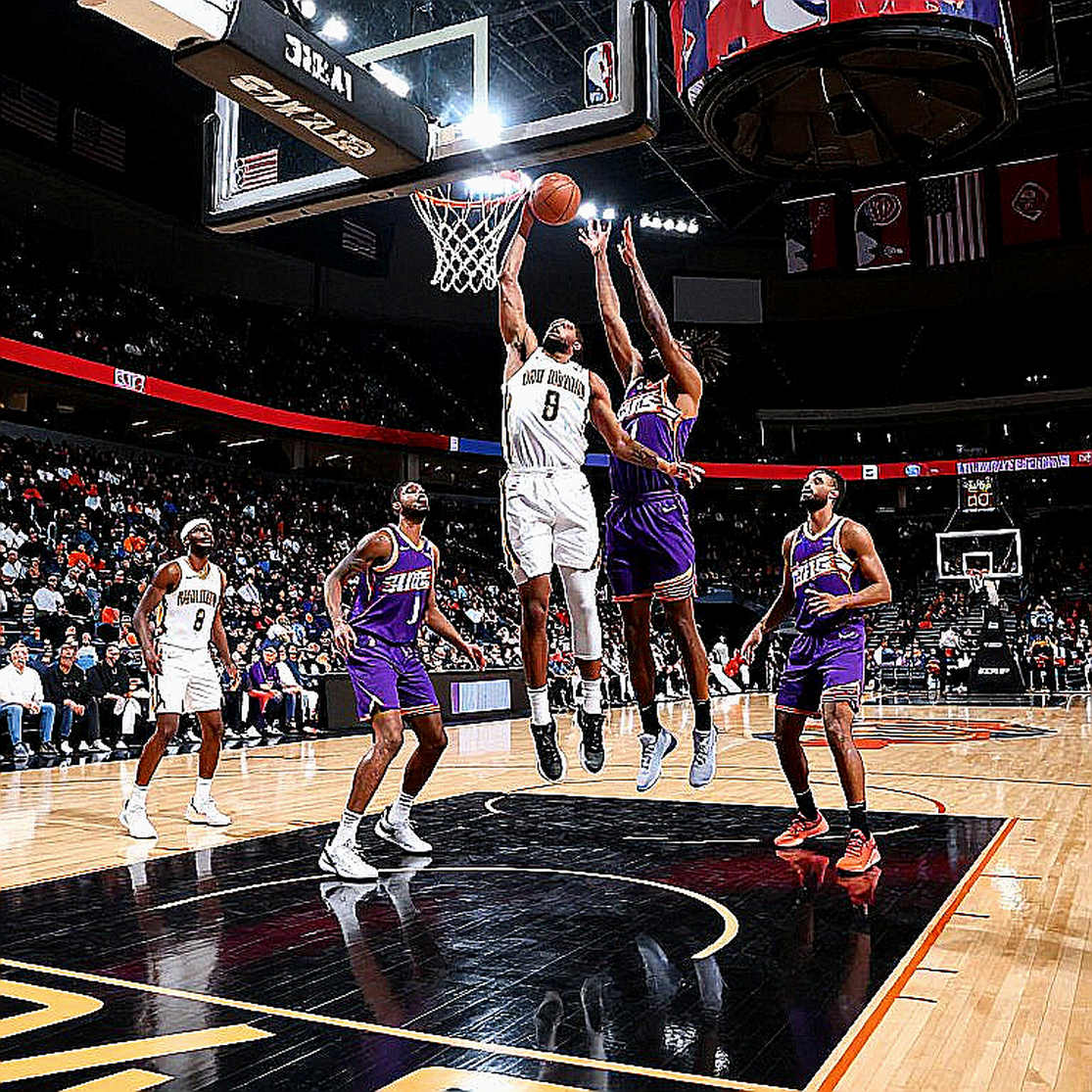 अलाना अम्ब्रोसियो और NBA on Prime का लोकलाइज़ेशन लेजर: एक सॉफ्ट फीचर के अंदर छिपी हायरिंग-रसीद